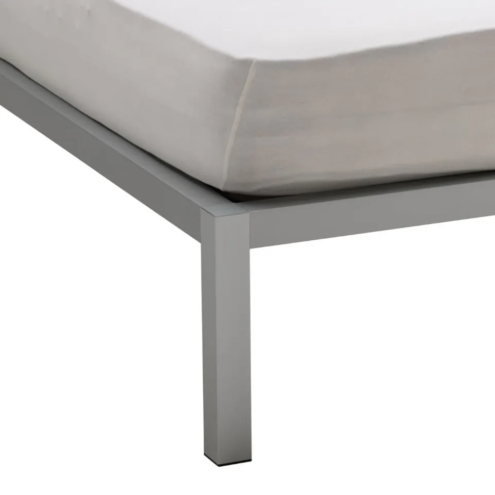 Bett Aluminium Bed