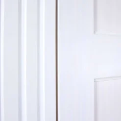 Drehtürenschrank Maluno