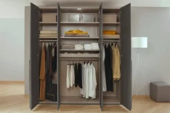 Drehtürenschrank Skat