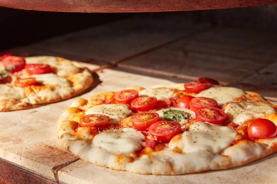 Feuerschale mit integrierter Pizzafläche Passione due