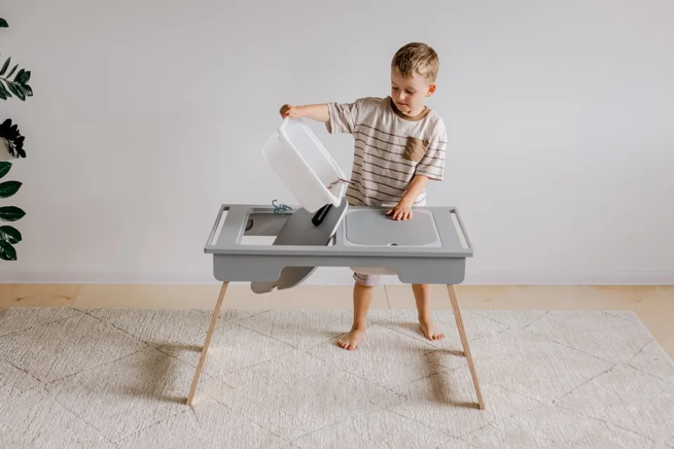 Sinnestisch/Spieltisch Rauna