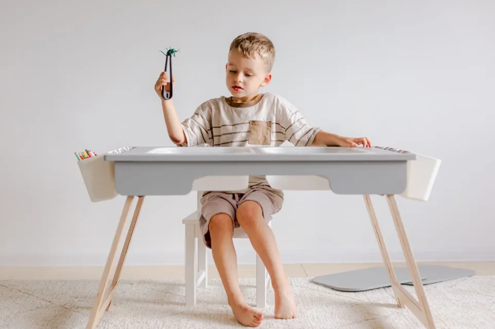 Sinnestisch/Spieltisch Rauna